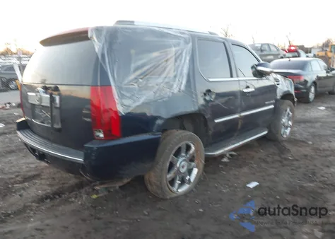 2007 Cadillac Escalade Standard из США, поврежденный, VIN 1GYFK63847R345024